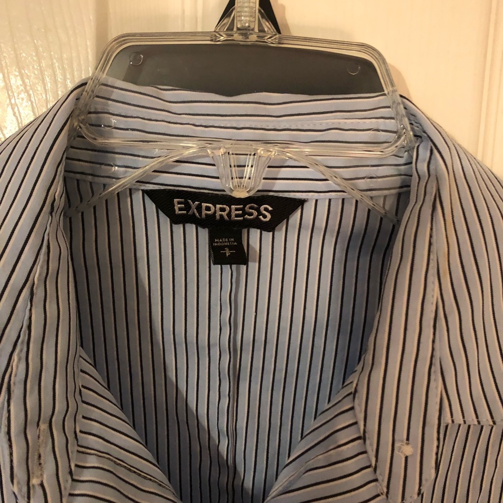Express button up - Picture 2 of 3